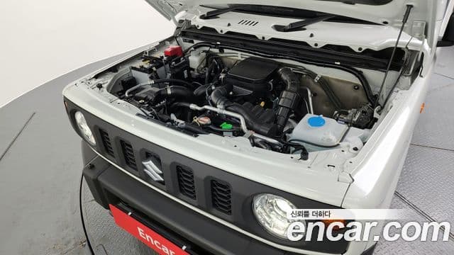 스즈키 짐니, 2025 6