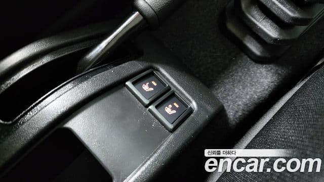 스즈키 짐니, 2025 18