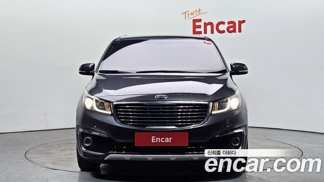 Kia All New Carnival Prestige, 2015 3