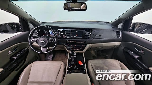 Kia All New Carnival Prestige, 2015 7