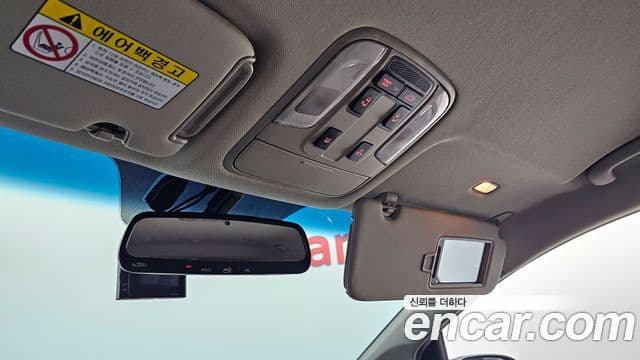 Kia All New Carnival Prestige, 2015 12