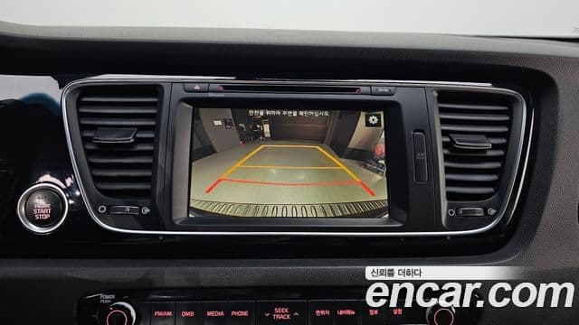 Kia All New Carnival Prestige, 2015 17