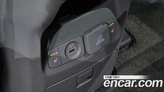 Kia All New Carnival Prestige, 2015 19