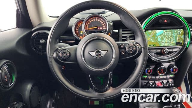 Mini Cooper 3세대, 2018 13