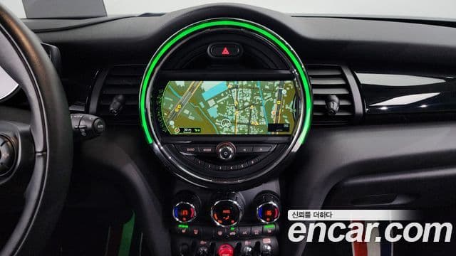 Mini Cooper 3세대, 2018 15