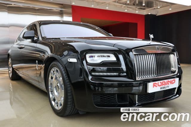 Rolls-Royce 고스트 6.6 EWB V12, 2018 20