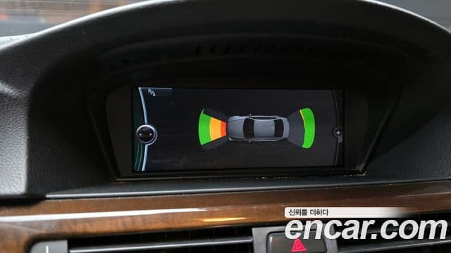 BMW 3시리즈 (E90) 320d седан, 2010 15