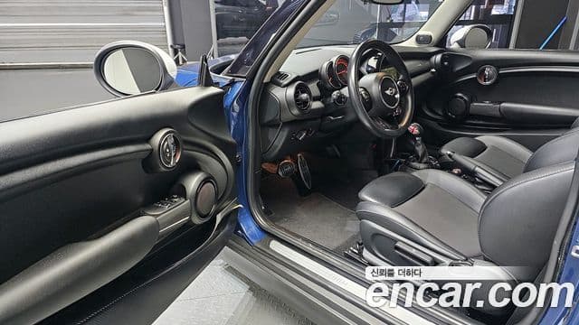 Mini Cooper D 3세대, 2016 11
