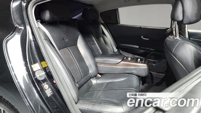 Kia K9 Special, 2013 12