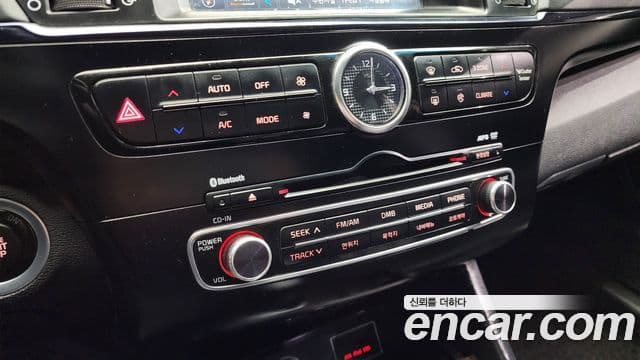 Kia K9 Special, 2013 16