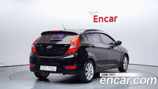 Hyundai Accent(новый кузов / новое поколение) Wit 1.6 GDI top, 2012 2