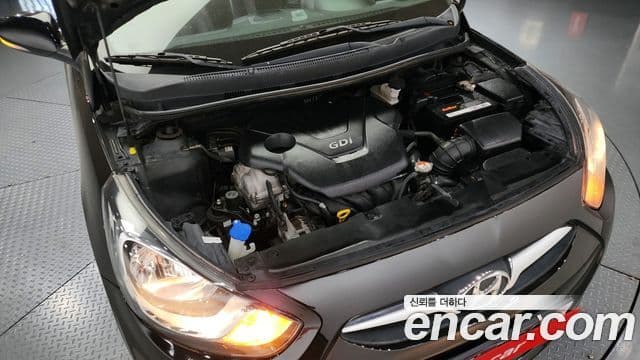 Hyundai Accent(новый кузов / новое поколение) Wit 1.6 GDI top, 2012 6