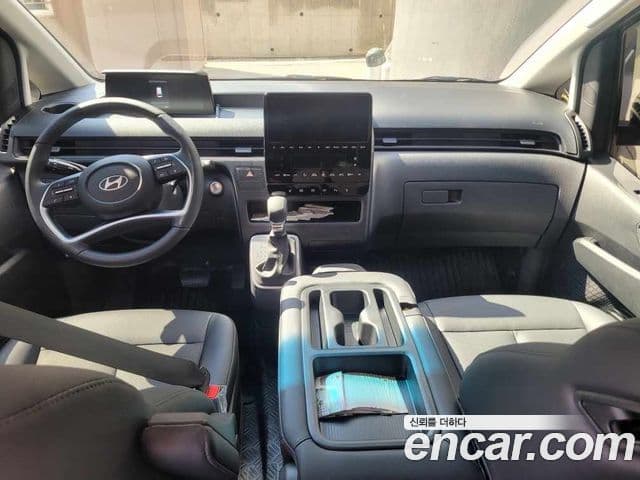Hyundai Staria Modern, 2025 6