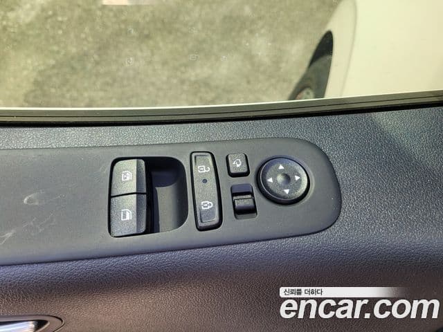 Hyundai Staria Modern, 2025 9