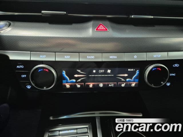 Genesis G80 (RG3) бензин 2.5 турбо AWD, 2022 12