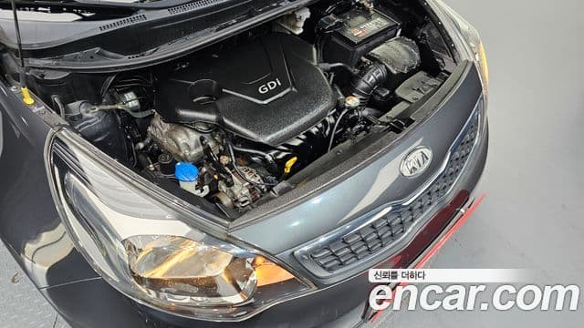 Kia All New Pride Luxury, 2012 6