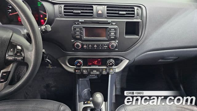 Kia All New Pride Luxury, 2012 15