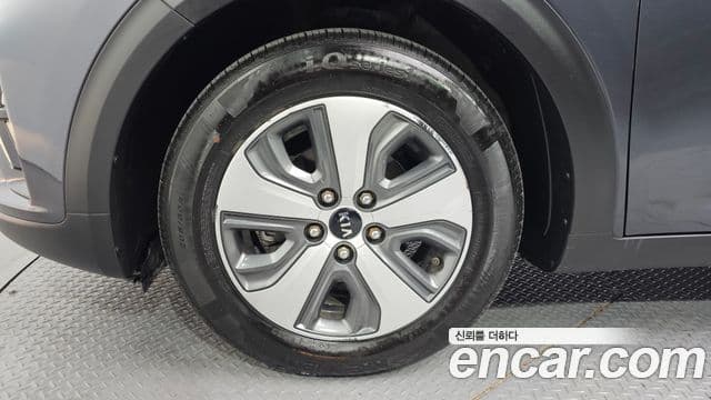 Kia The / новый New Niro Luxury, 2020 все фото