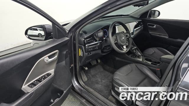 Kia The / новый New Niro Luxury, 2020 10