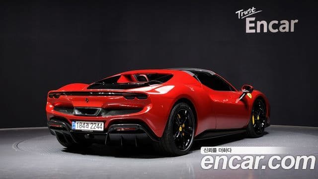 Ferrari 296 GTS 3.0 V6, 2025 2