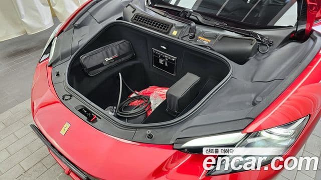 Ferrari 296 GTS 3.0 V6, 2025 6