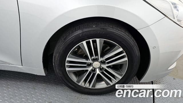 Hyundai Grandeur HG LPG HG300 для людей с инвалидностью, 2014 все фото