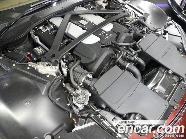 Aston Martin 밴티지 2세대 5.2 V12 Final Edition, 2023 все фото