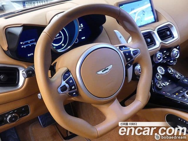 Aston Martin 밴티지 2세대 5.2 V12 Final Edition, 2023 10