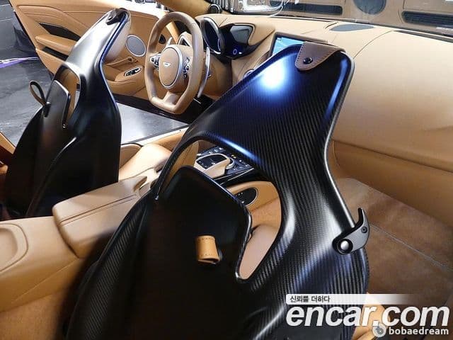 Aston Martin 밴티지 2세대 5.2 V12 Final Edition, 2023 14