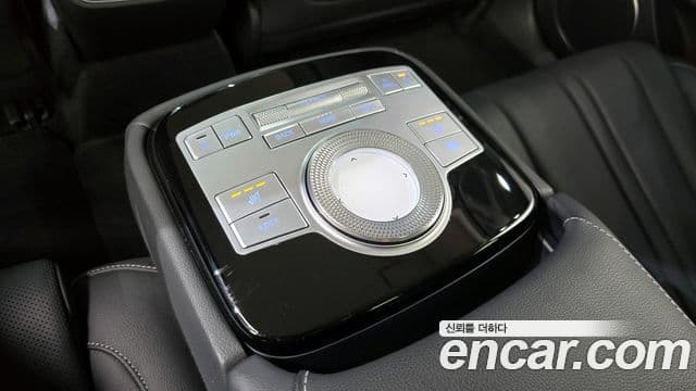 Genesis electrified G80 (RG3) e-AWD, 2022 18