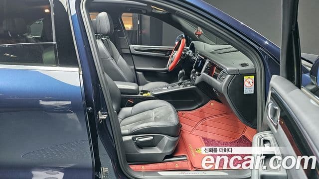 Porsche Macan 95B, 2015 10