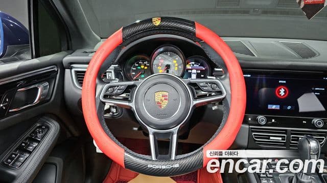 Porsche Macan 95B, 2015 13