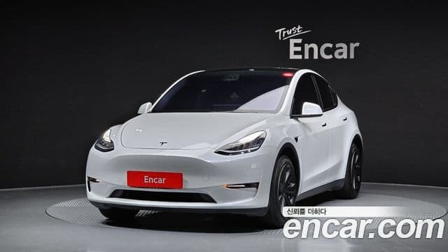 Tesla модель Y Long Range, 2021 1