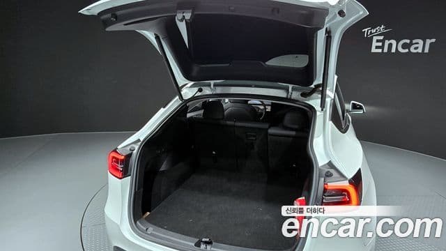 Tesla модель Y Long Range, 2021 20