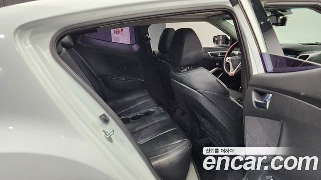 Hyundai Veloster PYL, 2015 12