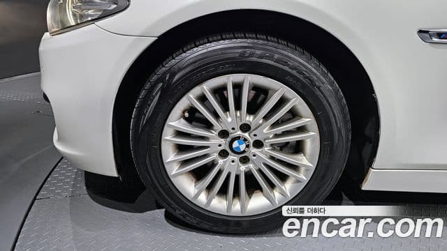 BMW 5시리즈 (F10), 2015 все фото