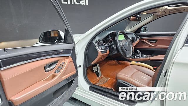 BMW 5시리즈 (F10), 2015 11