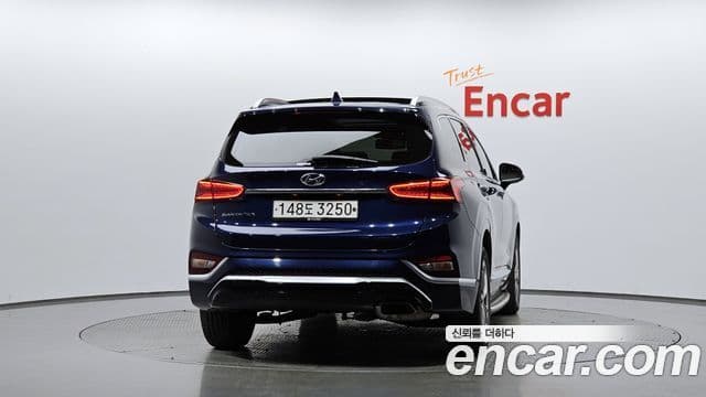 Hyundai Santa Fe TM Inspiration, 2020 4