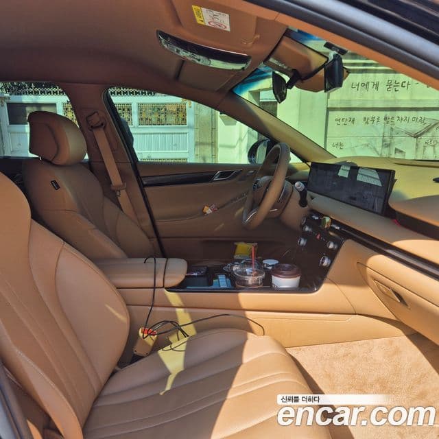 Genesis G80 (RG3) бензин 2.5 турбо AWD, 2025 10