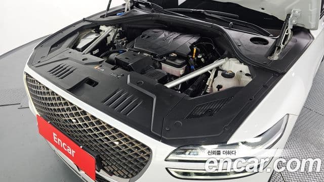 Genesis GV70, 2021 6