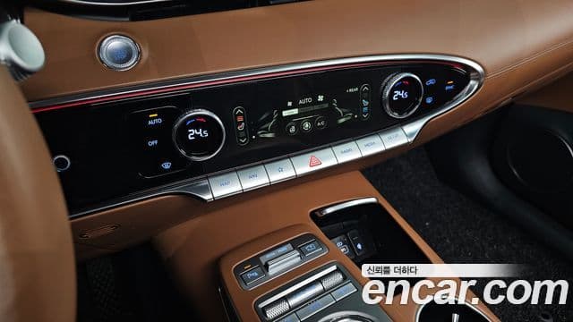 Genesis GV70, 2021 17