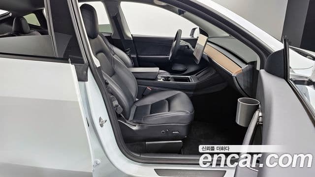 Tesla модель Y performance AWD, 2021 10