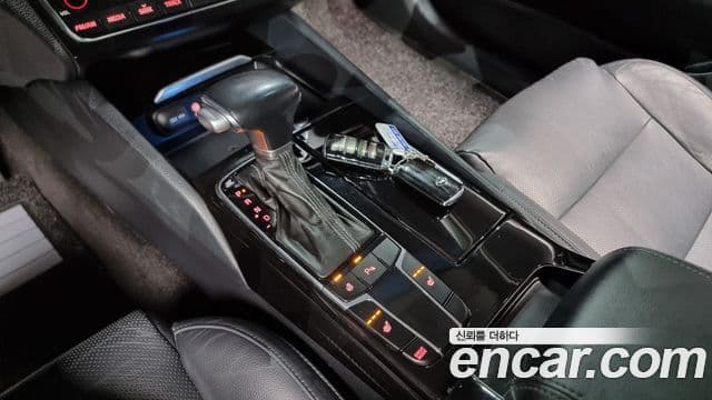 Kia All New K7 3.0 LPI Luxury (арендный автомобиль), 2016 9