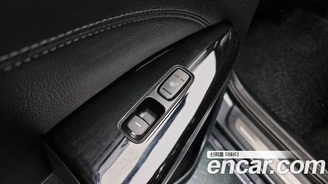 Kia All New K7 3.0 LPI Luxury (арендный автомобиль), 2016 18