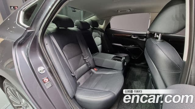 Kia All New K7 3.0 LPI Luxury (арендный автомобиль), 2016 19