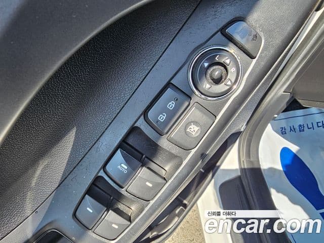 Hyundai Avante MD Luxury, 2012 13