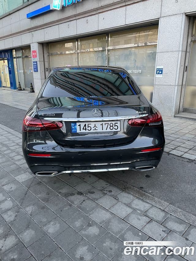 Mercedes-Benz E-класс W213 AMG Line, 2022 все фото