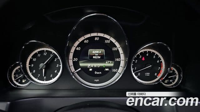 Mercedes-Benz E-класс W212 E350 купе, 2013 8