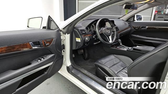 Mercedes-Benz E-класс W212 E350 купе, 2013 10