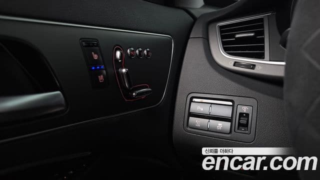 Kia K9 Executive, 2014 17